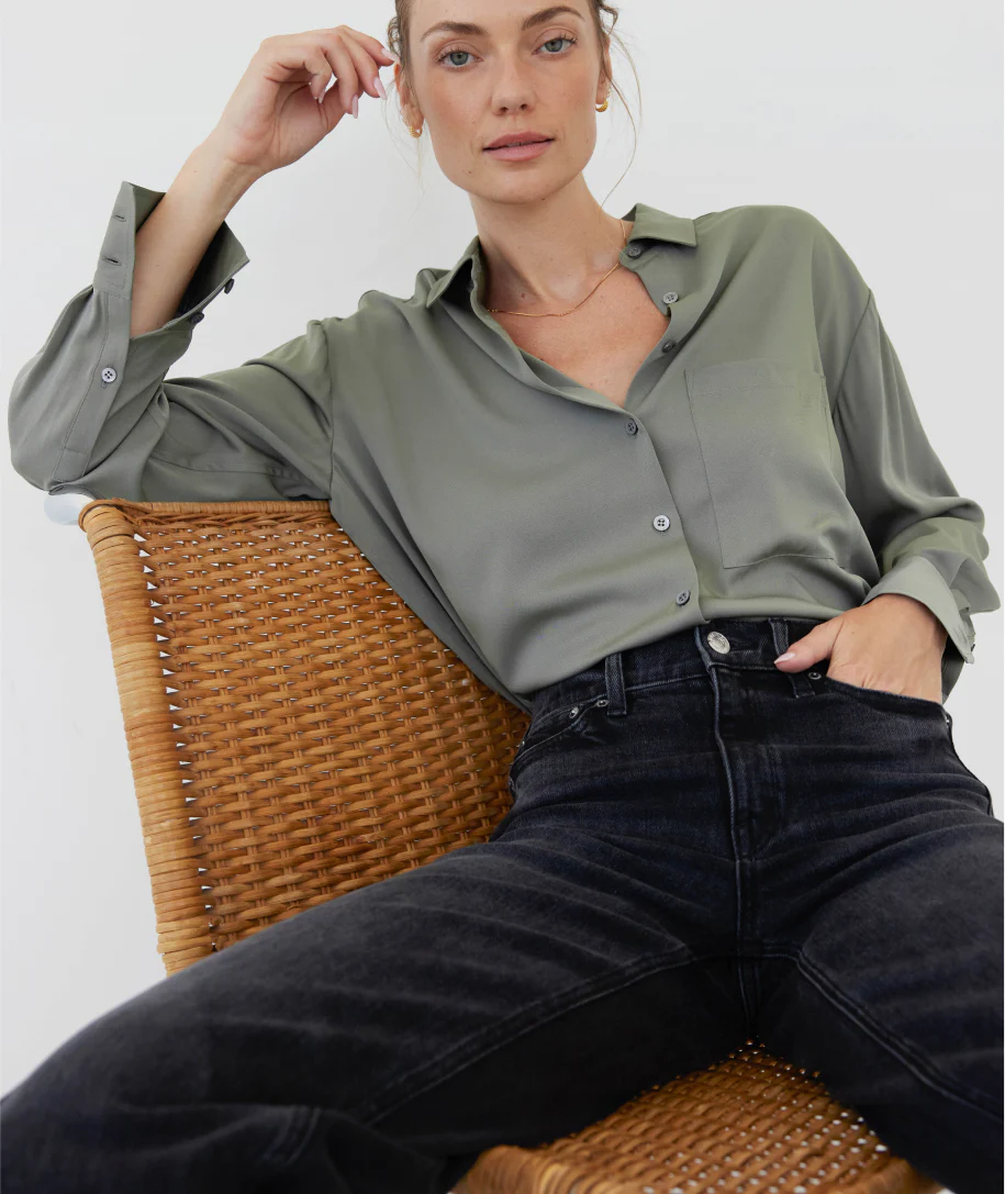 The Deep End in Heavy Silk - Image 13